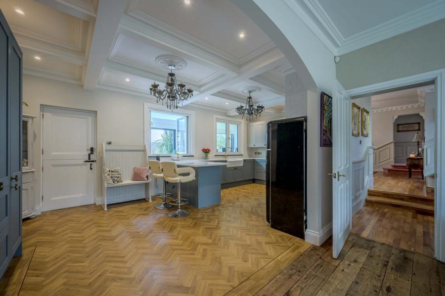 2c Maxwell Road