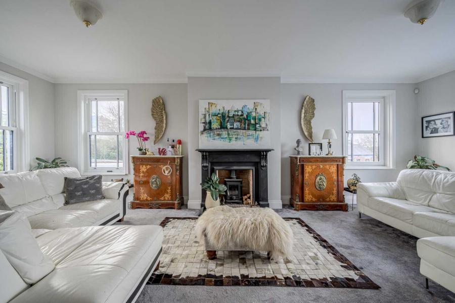 2c Maxwell Road