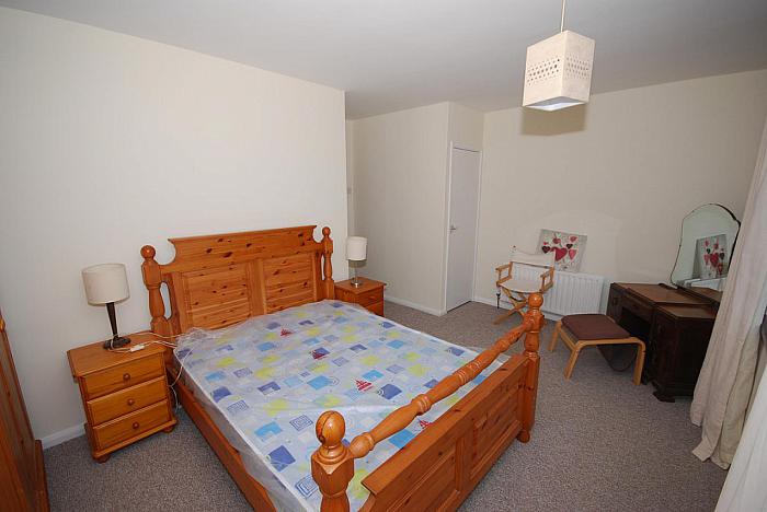 1 Priory Gardens