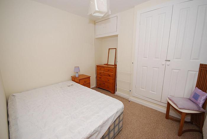 1 Priory Gardens