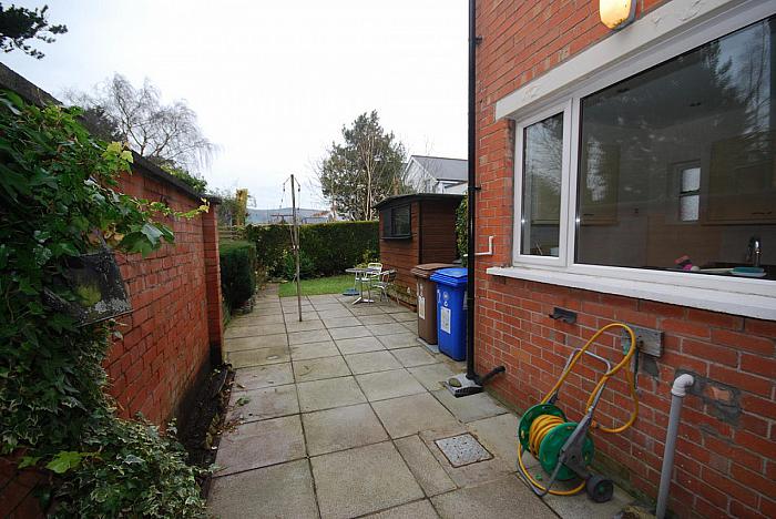 1 Priory Gardens