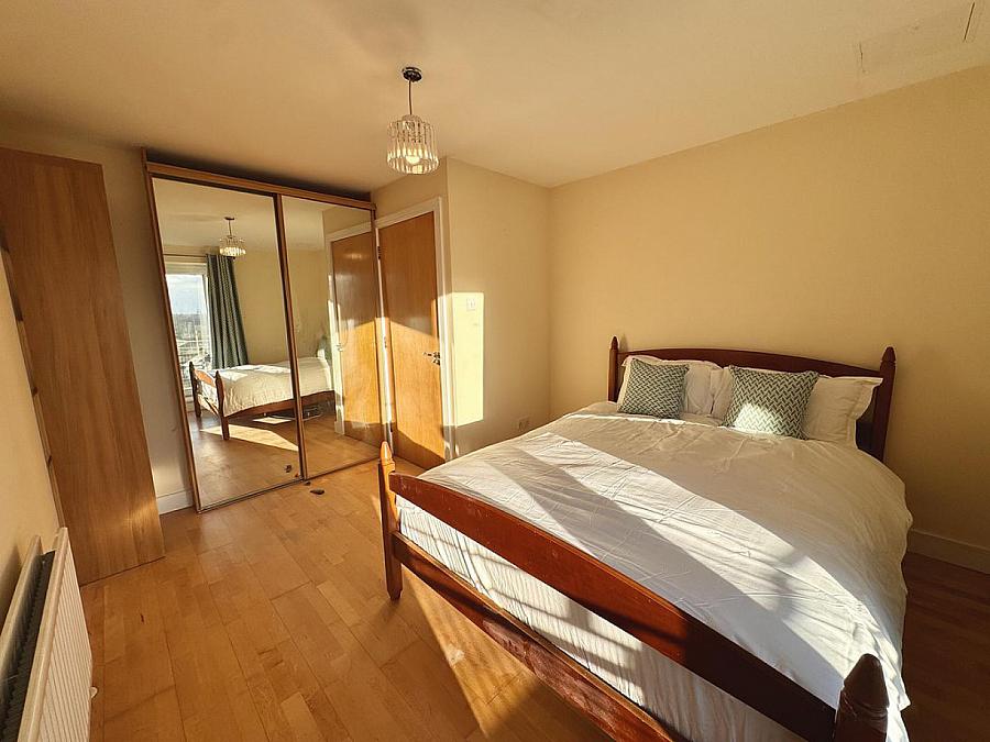 406 Park Avenue, 12 Bankmore Street