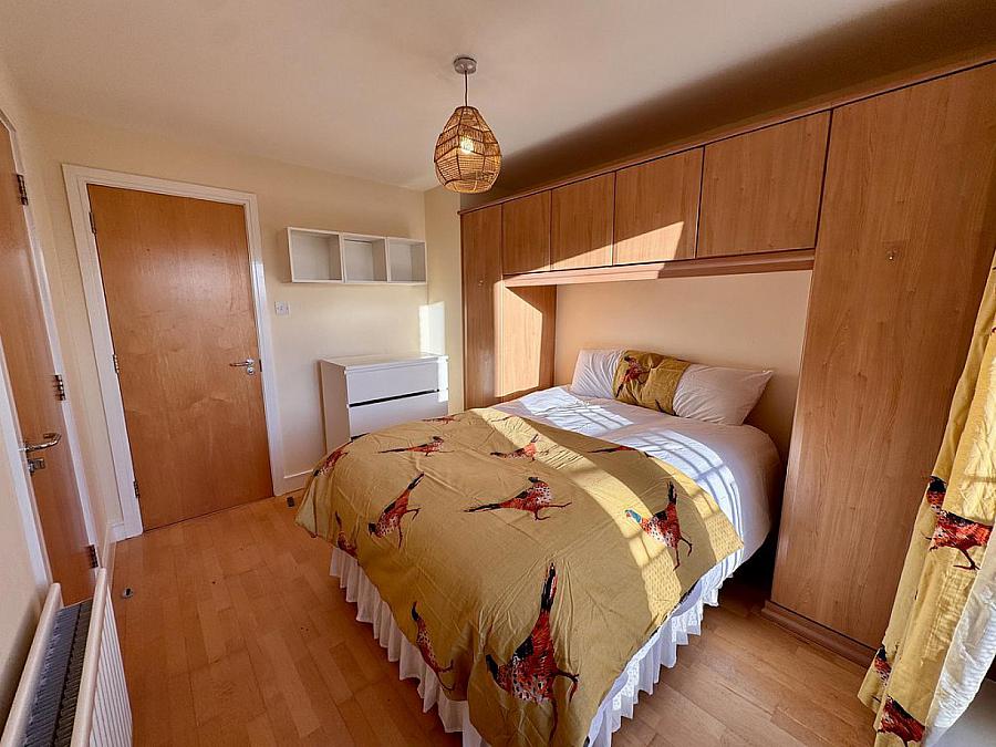 406 Park Avenue, 12 Bankmore Street