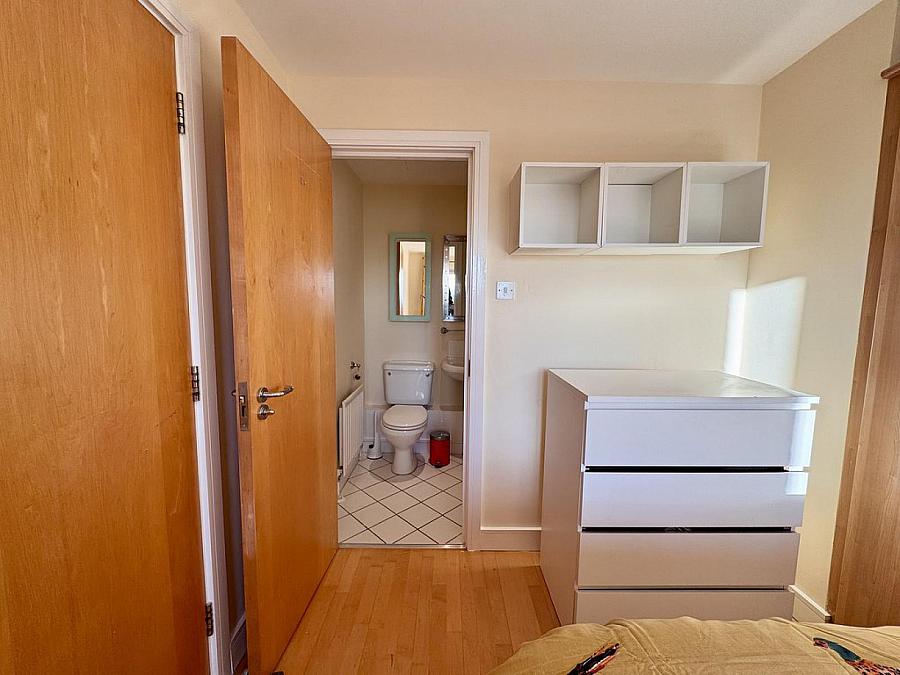 406 Park Avenue, 12 Bankmore Street