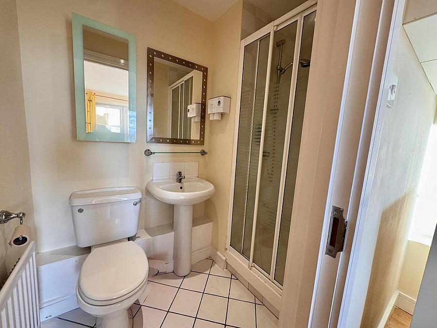 406 Park Avenue, 12 Bankmore Street