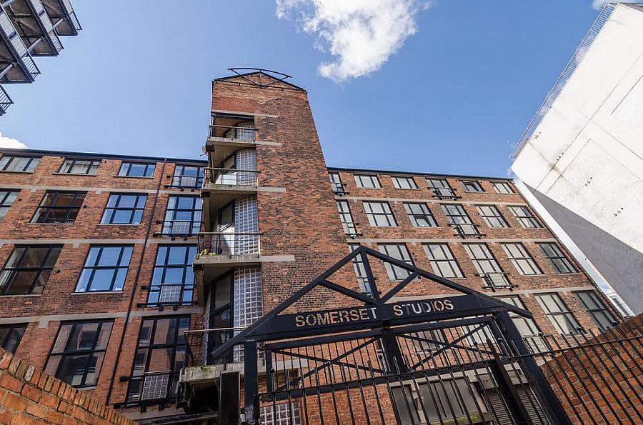 304 Somerset Studios