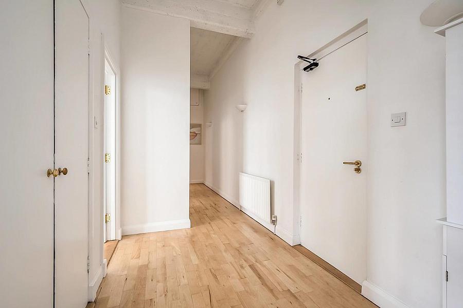 304 Somerset Studios