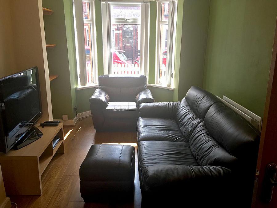 13 St Albans Gardens