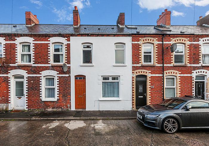 27 Maryville Avenue, lisburn road, belfast, BT9 7HE
