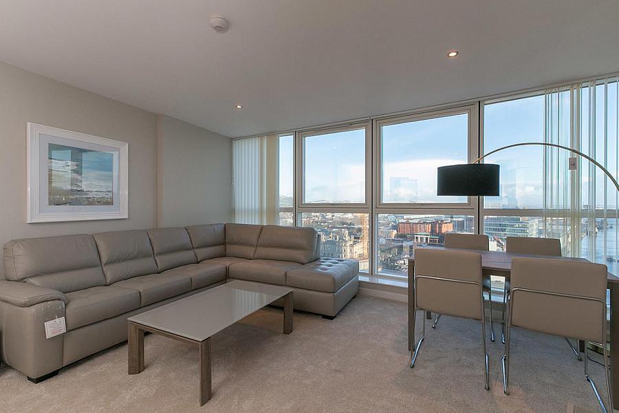 17-09 Obel, 62 Donegall Quay