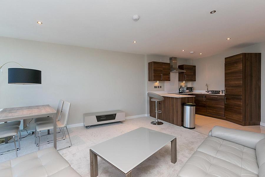 17-09 Obel, 62 Donegall Quay