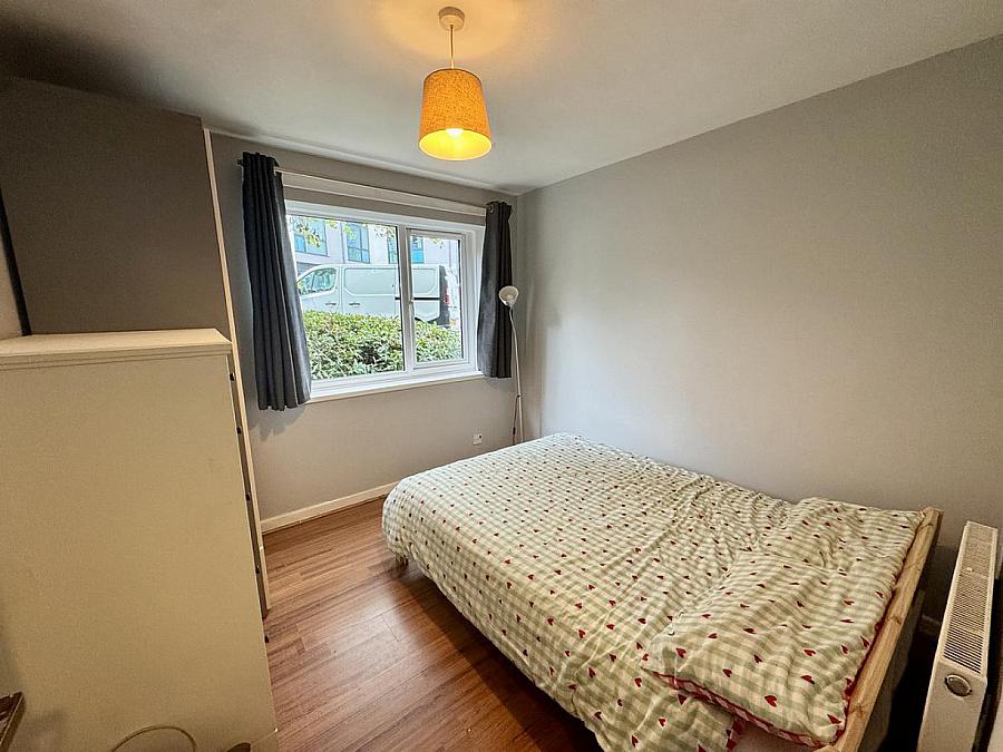 8A Stranmillis Court