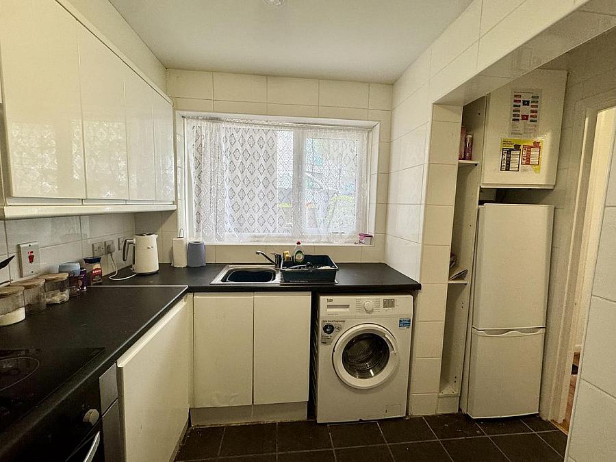 8A Stranmillis Court