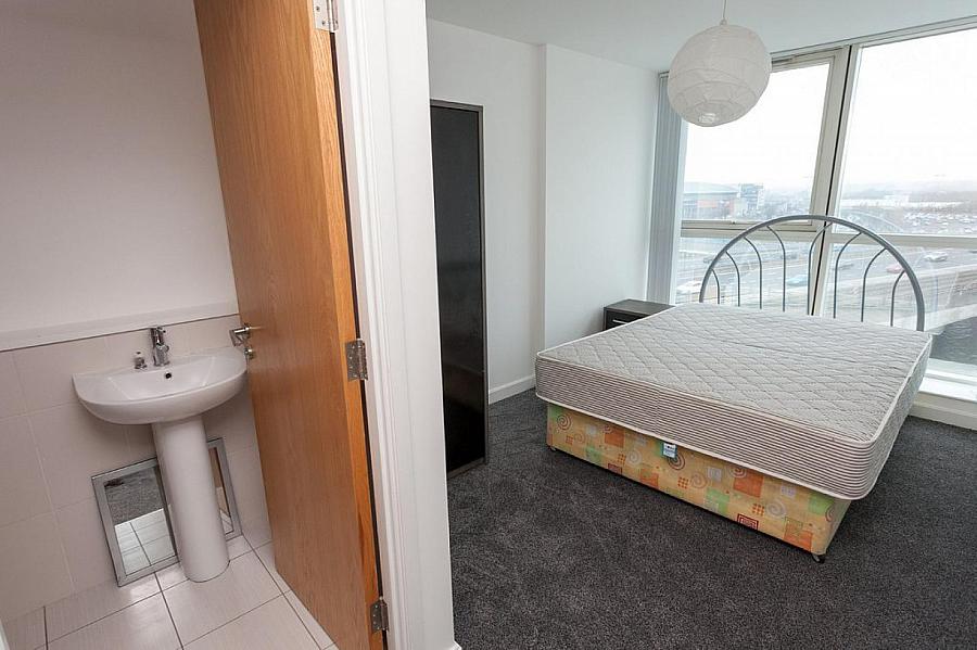 7-05 The Obel, 62 Donegall Quay