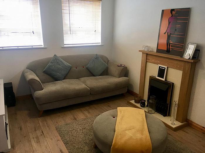 27 Berkeley Hall Court