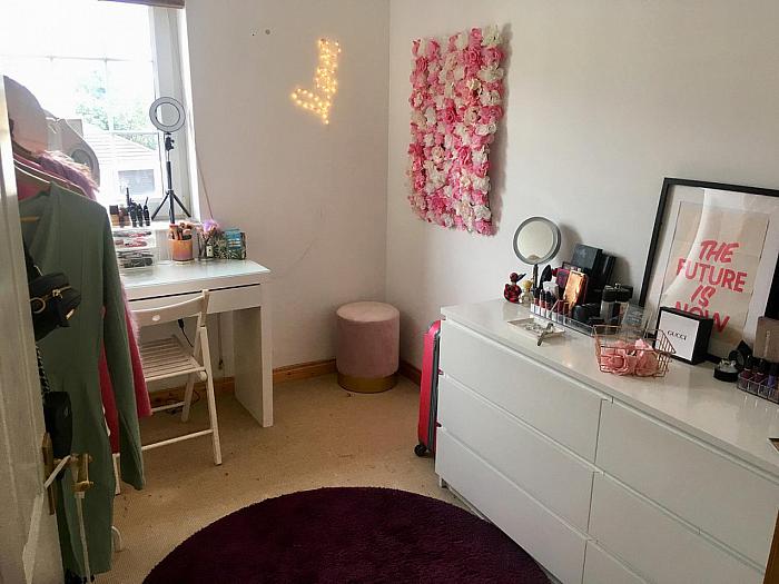 27 Berkeley Hall Court