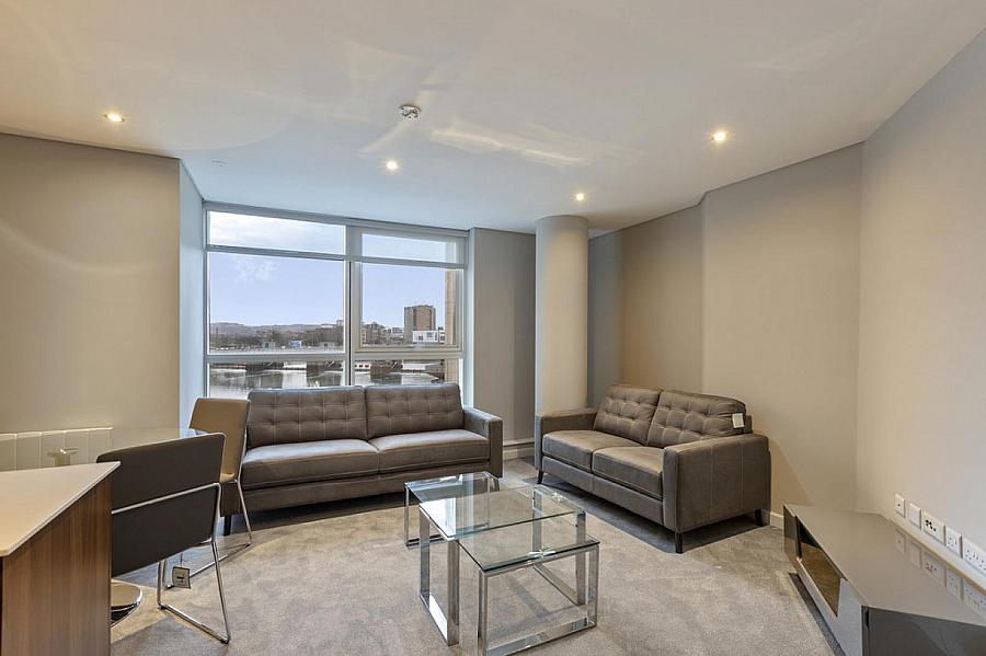 2-03 Obel, 62  Donegall Quay
