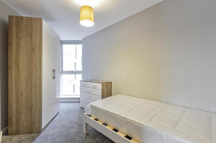 1-03 Obel, 62 Donegall Quay