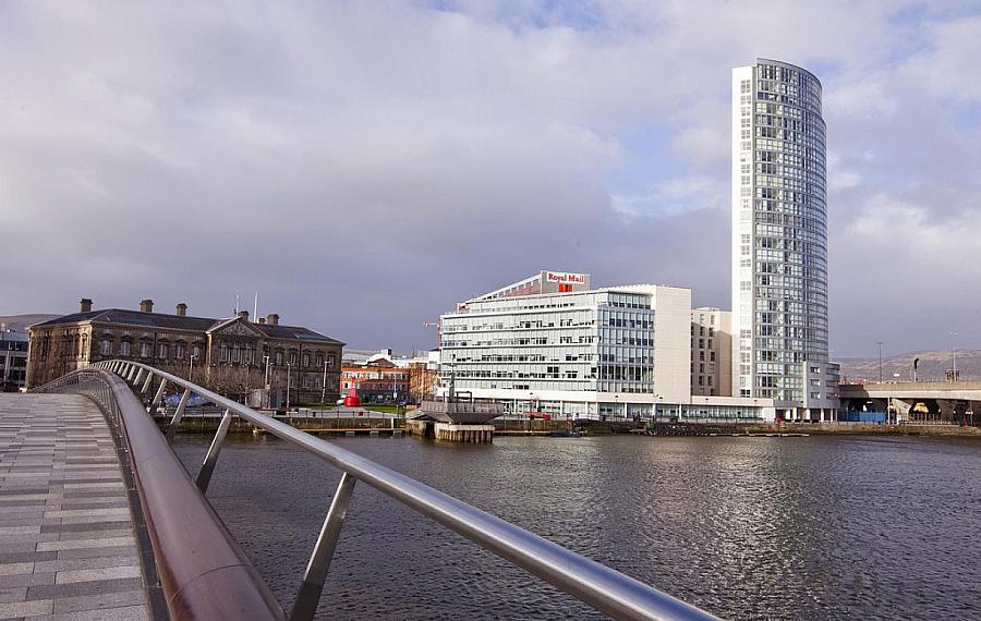 19-06 Obel, 62 Donegall Quay