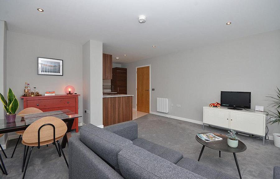 7-01 Obel, 62 Donegall Quay