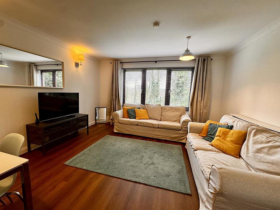 4A Stranmillis Court