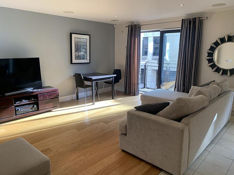 9 Custom House Residence