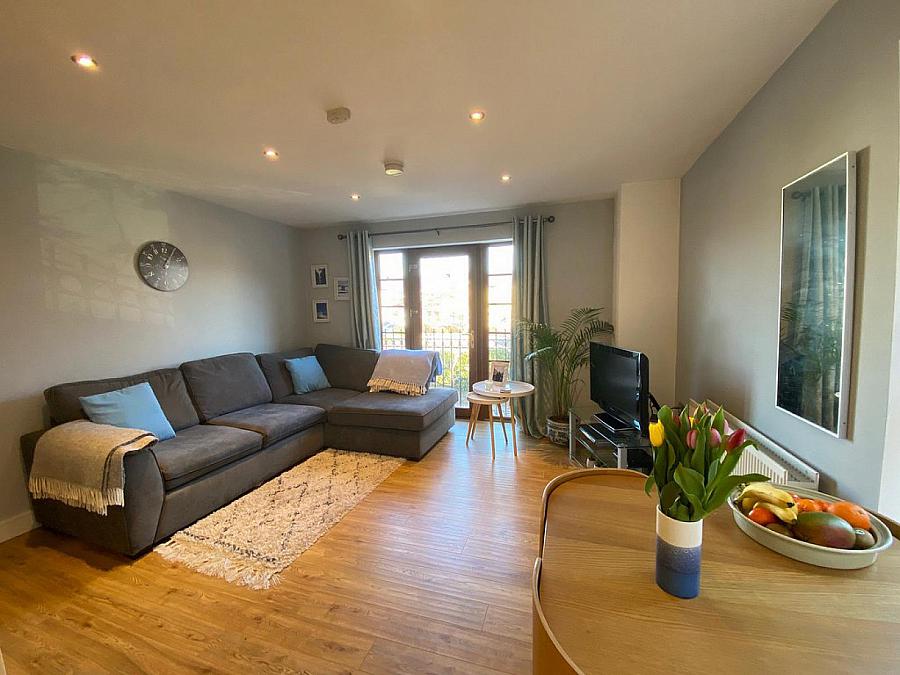 Apt 5, 22 Upper Lisburn Road