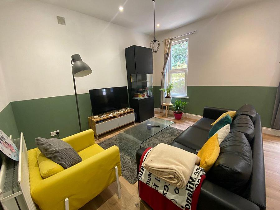 14d Lisburn Road