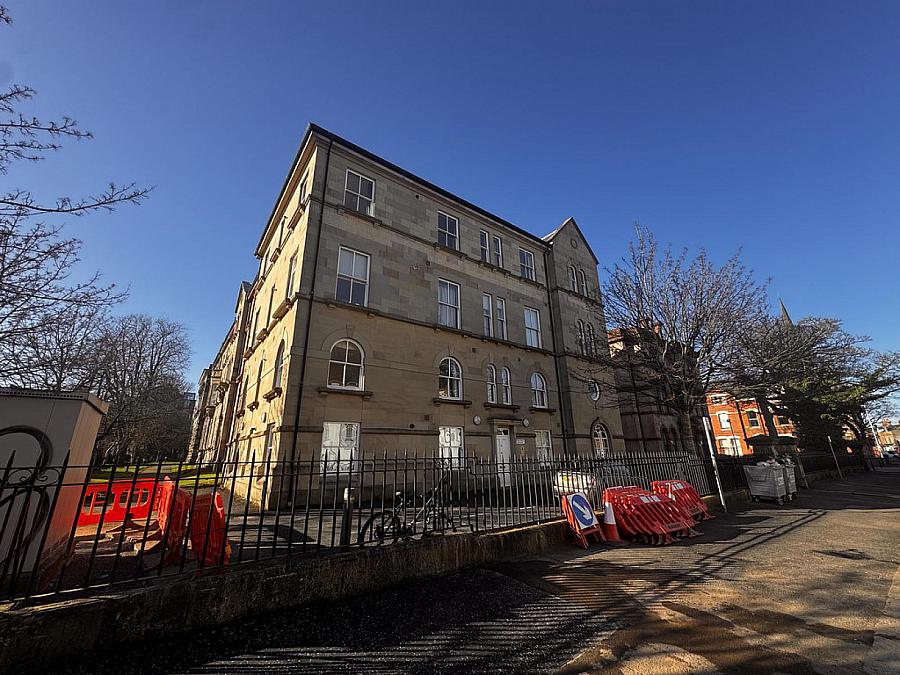 Apt 1 College Mews, 1A Rugby Road