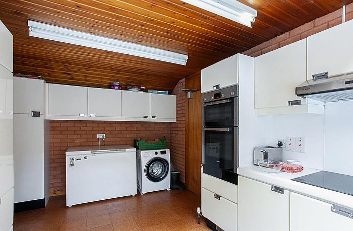 13 Edenvale Park