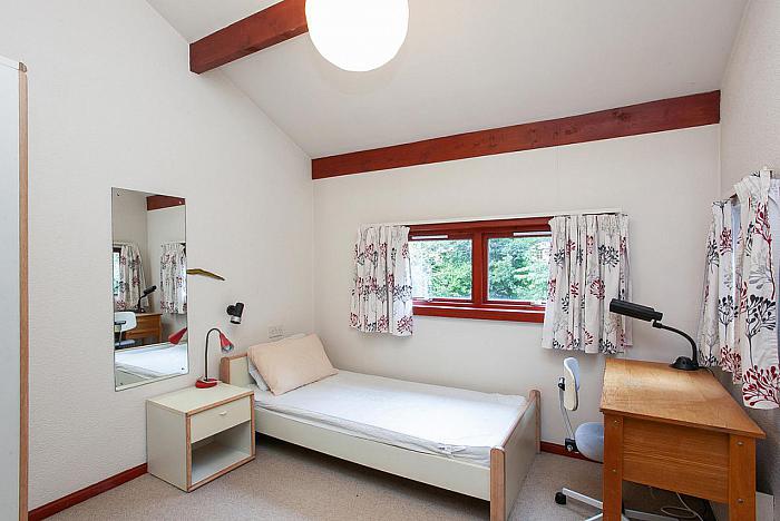 13 Edenvale Park