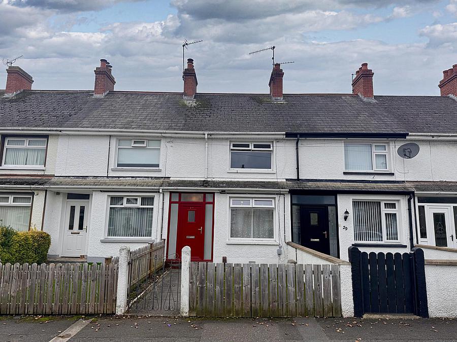 27 Warren Park Drive,Lisburn, BT28 1HF 27 Warren Park Drive,Lisburn, BT28 1HF