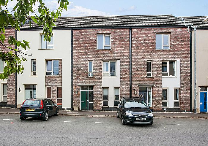 6 Sycamore Mews