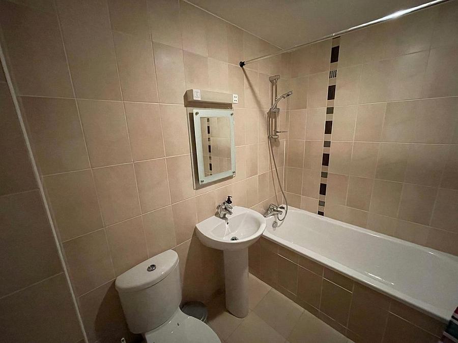 Apt 7, 1 Deramore Park South