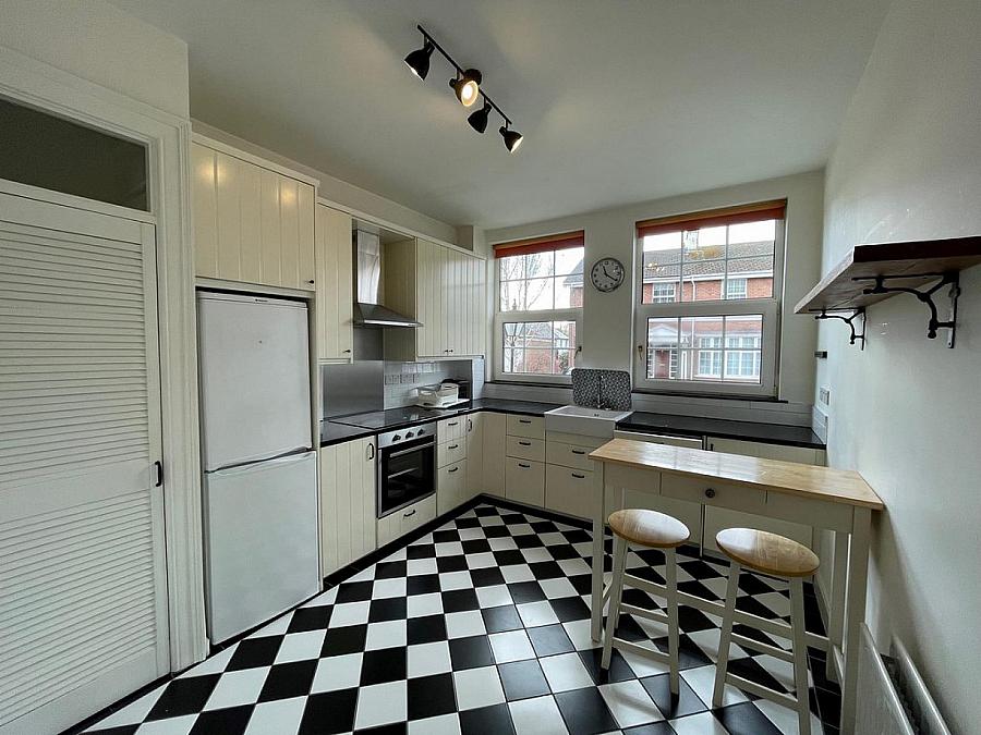 38 Thornhill Malone