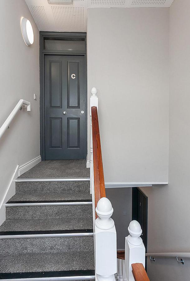 Flat C, 2 Surrey Street