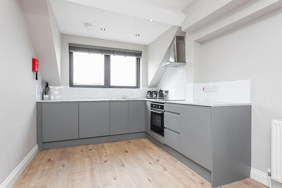 Flat C, 2 Surrey Street