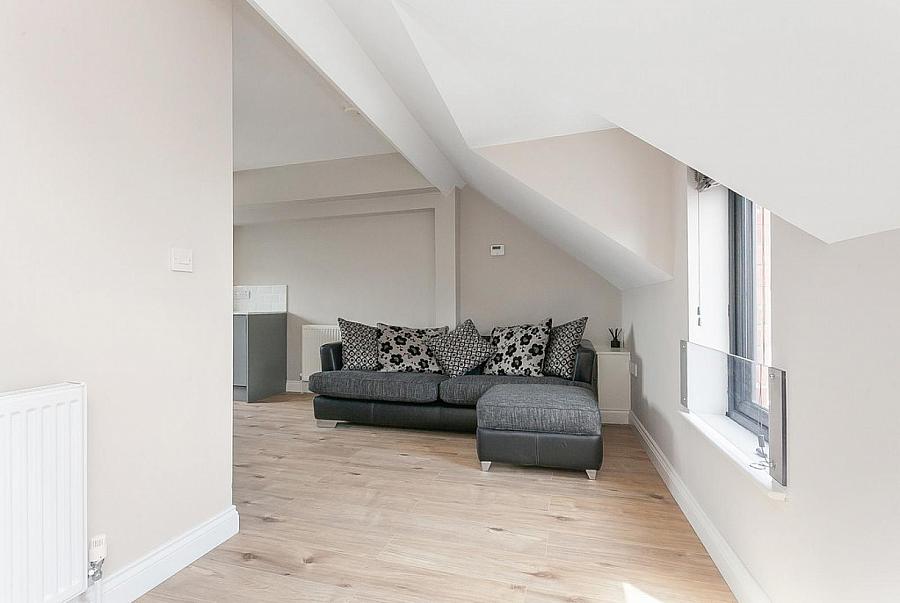 Flat C, 2 Surrey Street
