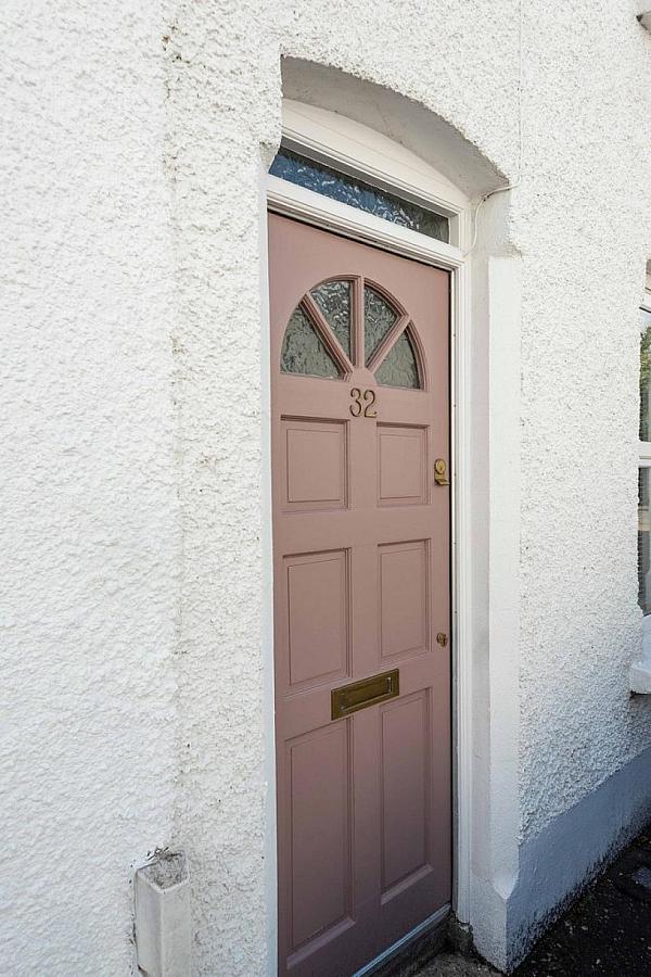 32 Mayfield Street