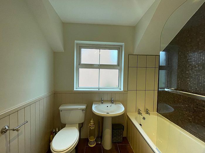 1 Edenderry Cottages