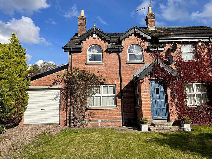1 Edenderry Cottages