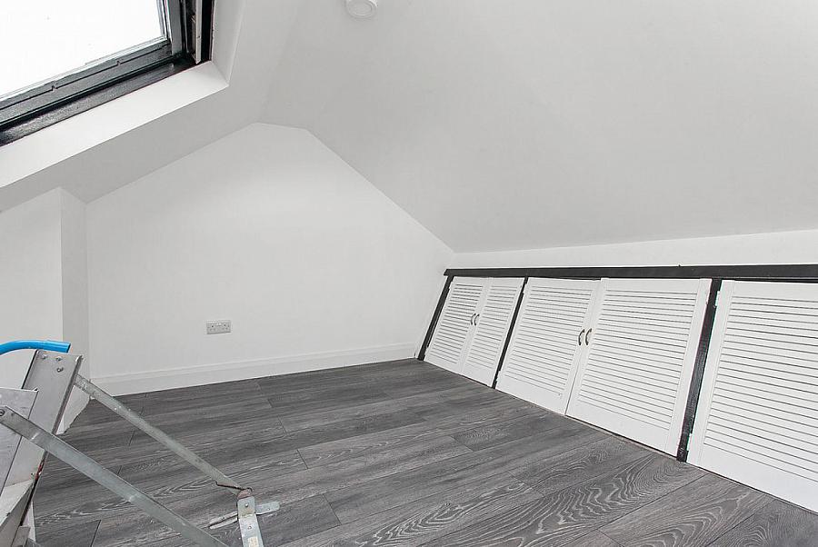 21 Bloomfield Street