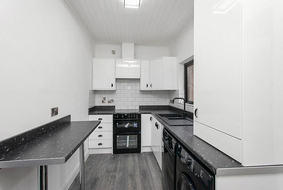 21 Bloomfield Street