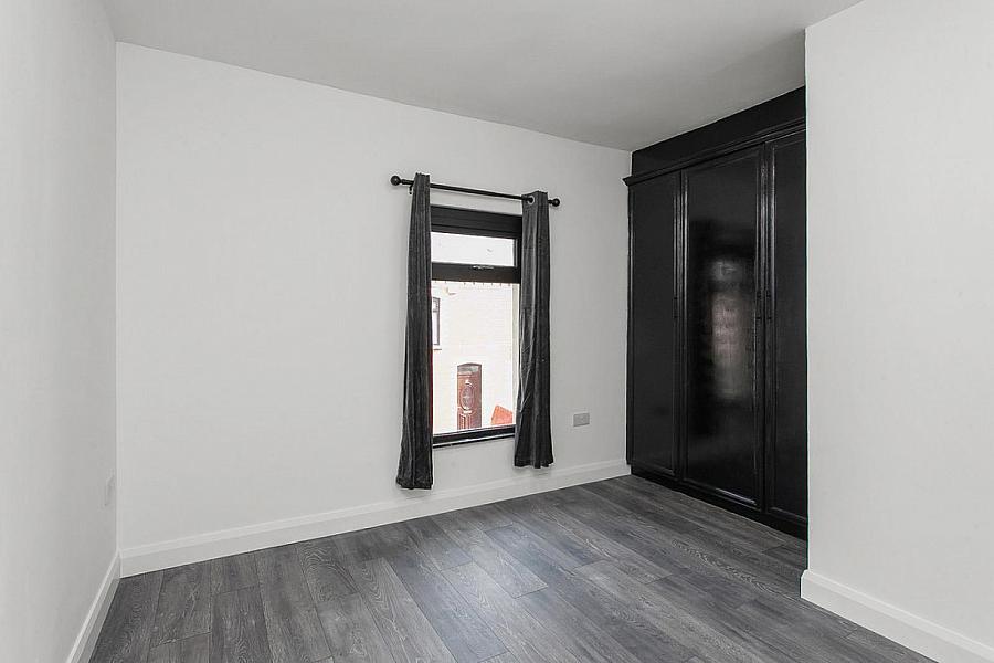 21 Bloomfield Street