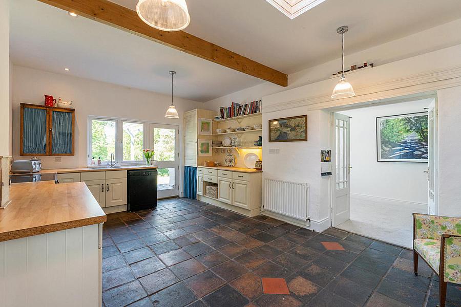 29 Manse Road