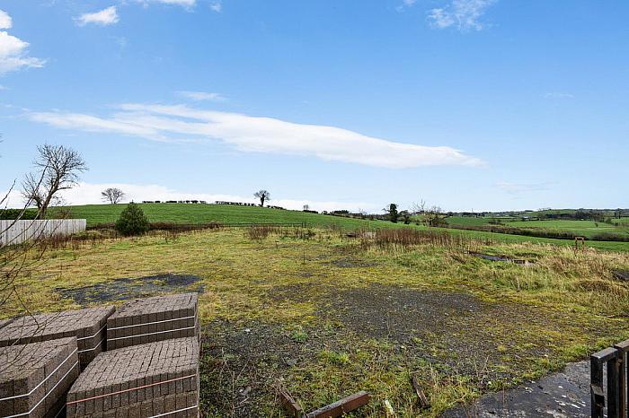 Site @, 75 Back Road