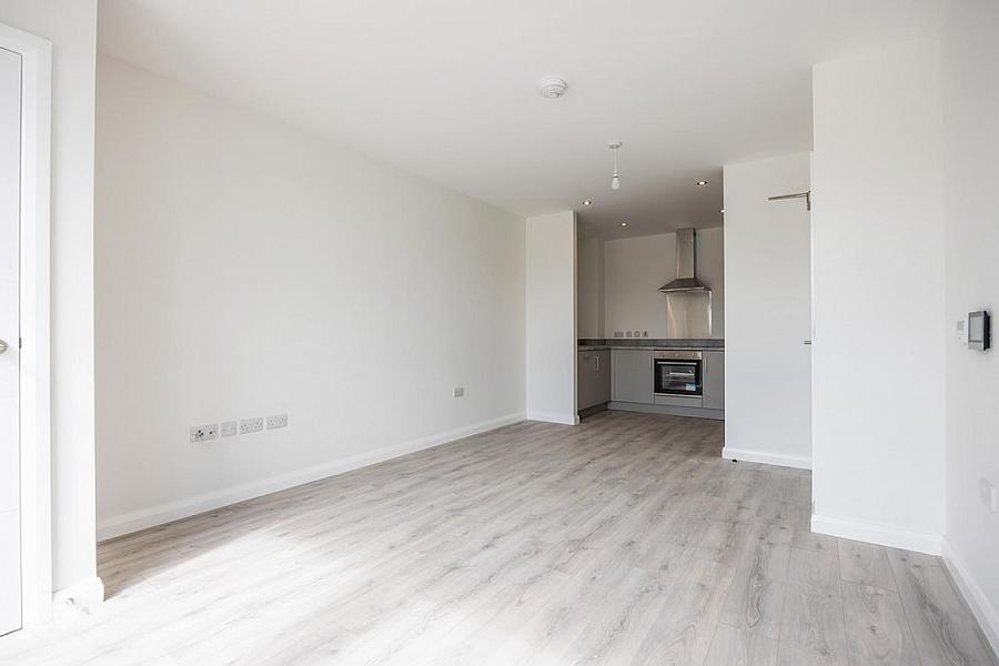 Apt 9, 1 Kings Hall Road