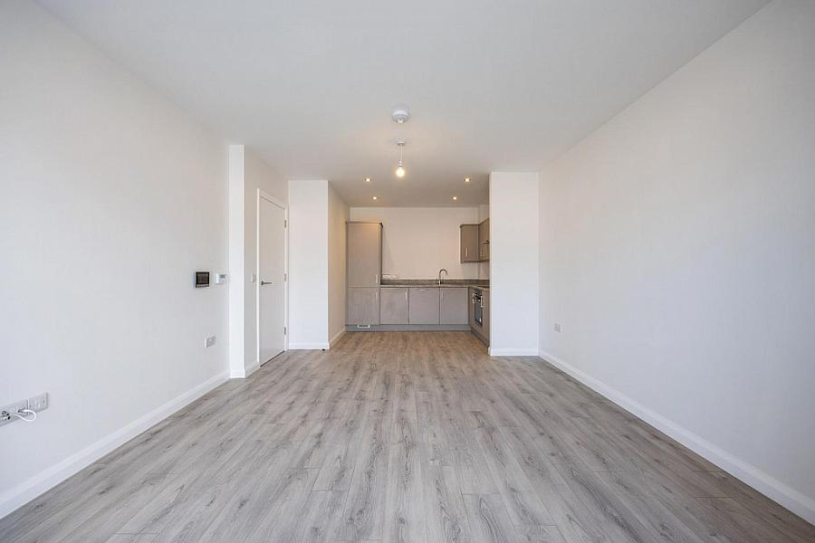 Apt 15, 1 Kings Hall Road