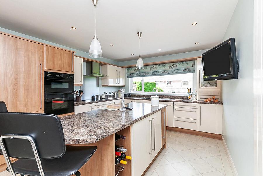 122 Trossachs Drive