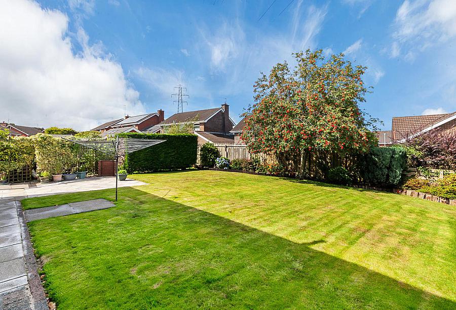 122 Trossachs Drive